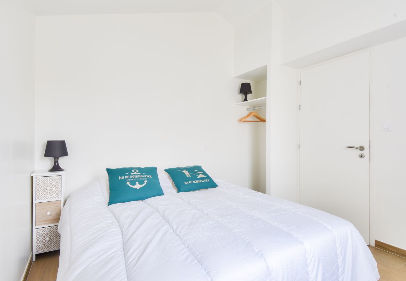 Ferienhaus in La Guérinière - Strand 400 m entfernt - Haus für 4 mit Terrasse