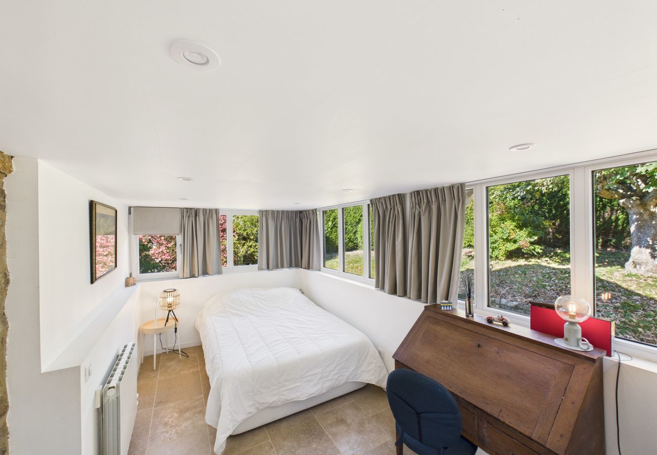 Ferienhaus in Baden - Wunderschönes Reetdachhaus für 6 mit Garten