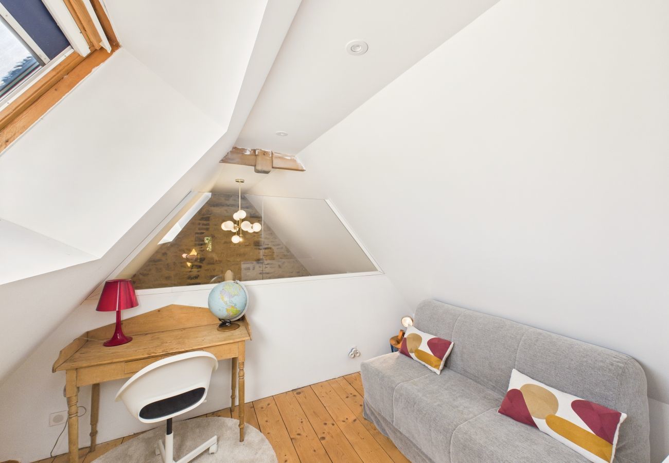 Ferienhaus in Baden - Wunderschönes Reetdachhaus für 6 mit Garten