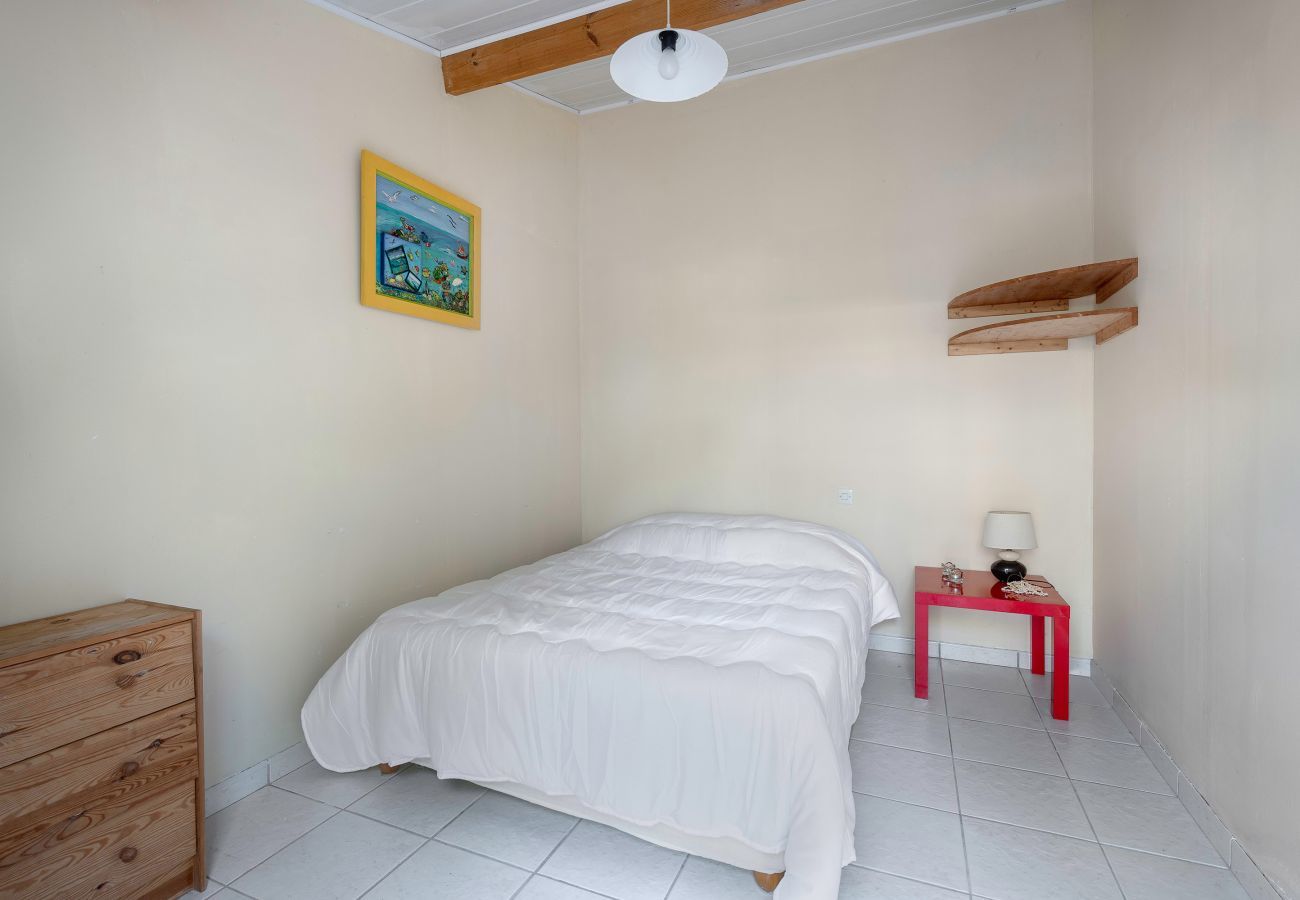 Ferienhaus in La Plaine-sur-Mer - Whirlpool, Strand 500m, 10 Erwachsene, 1 Kind