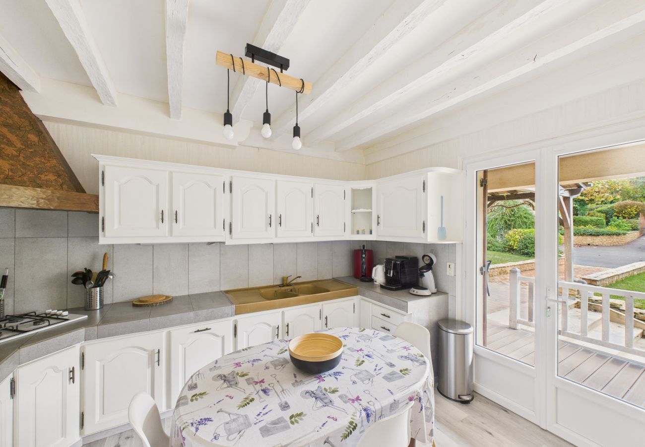 Ferienhaus in Sarlat-la-Canéda - Großes Familienhaus mit Pool für 12 Personen