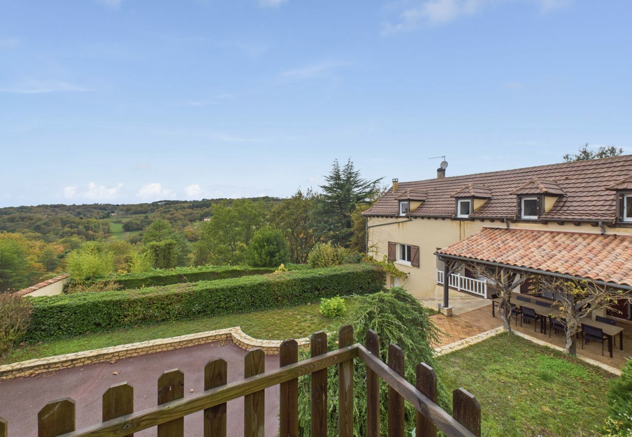 Ferienhaus in Sarlat-la-Canéda - Großes Familienhaus mit Pool für 12 Personen