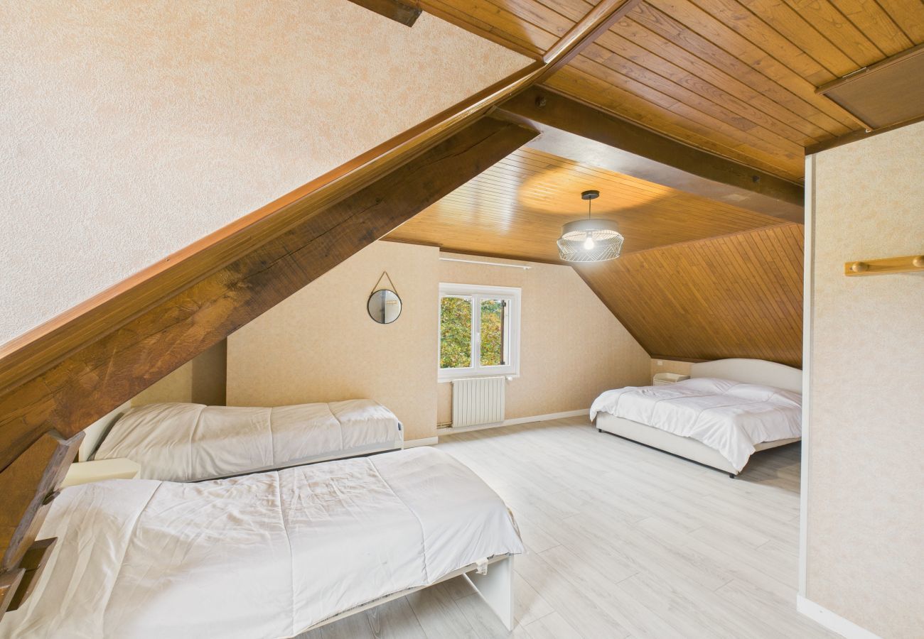 Ferienhaus in Sarlat-la-Canéda - Großes Familienhaus mit Pool für 12 Personen