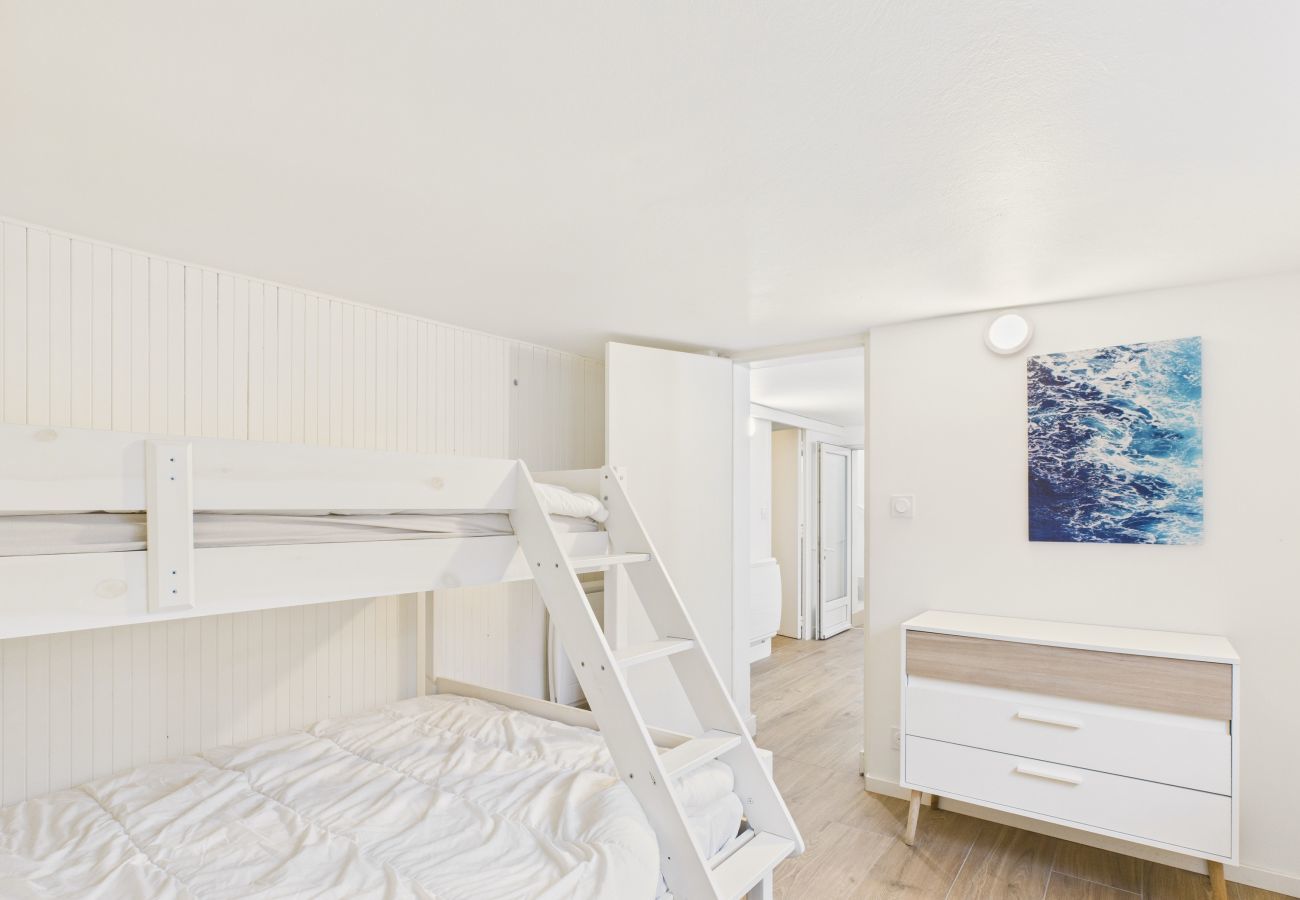 Ferienhaus in La Tranche-sur-Mer - 400m zum Meer - großes Haus für 10, Garten