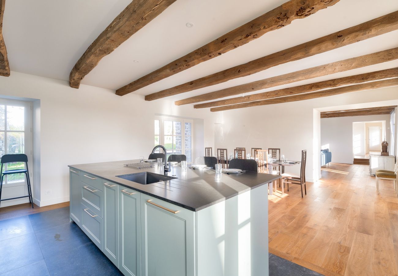 Ferienhaus in Tréméreuc - Haus für 12 mit großem Garten und Swimmingpool