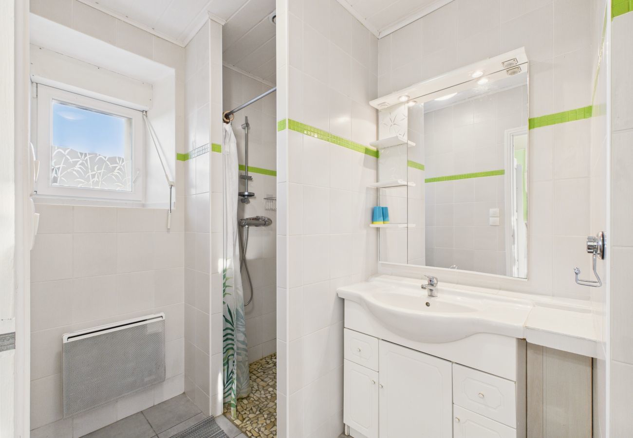 Ferienhaus in Plouguerneau - Ideal für 2 auf dem Land mit Garten