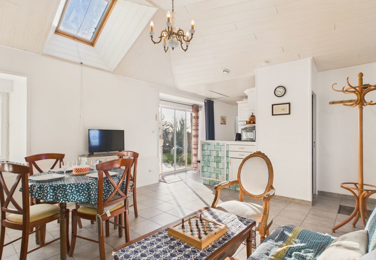 Ferienhaus in Plouguerneau - Ideal für 2 auf dem Land mit Garten