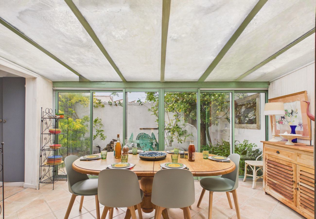 Ferienhaus in Les Portes-en-Ré - 800 m vom Strand entfernt, Haus für 7 mit Garten