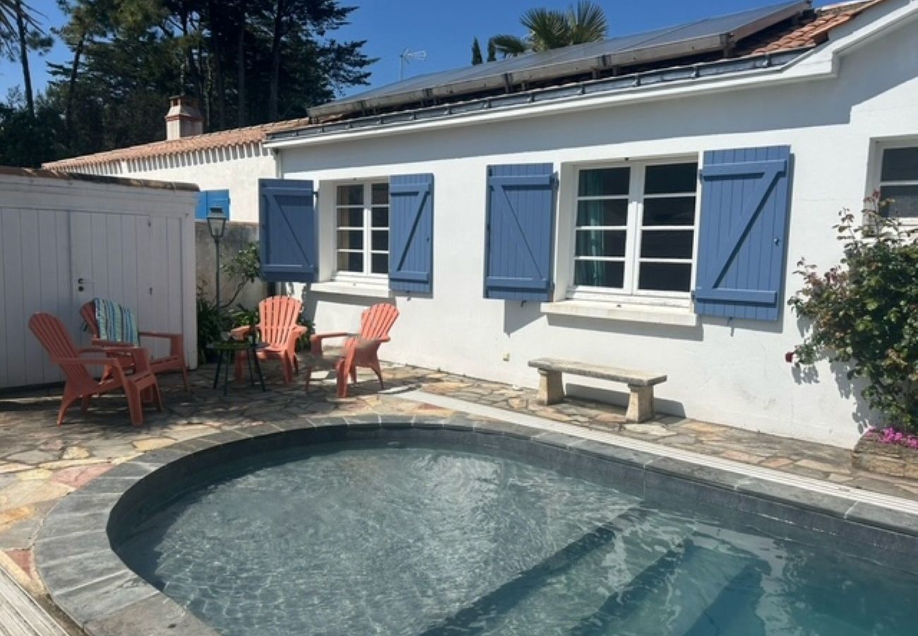 Ferienhaus in La Guérinière - Haus für 10 mit pool, 600 m vom Strand entfernt