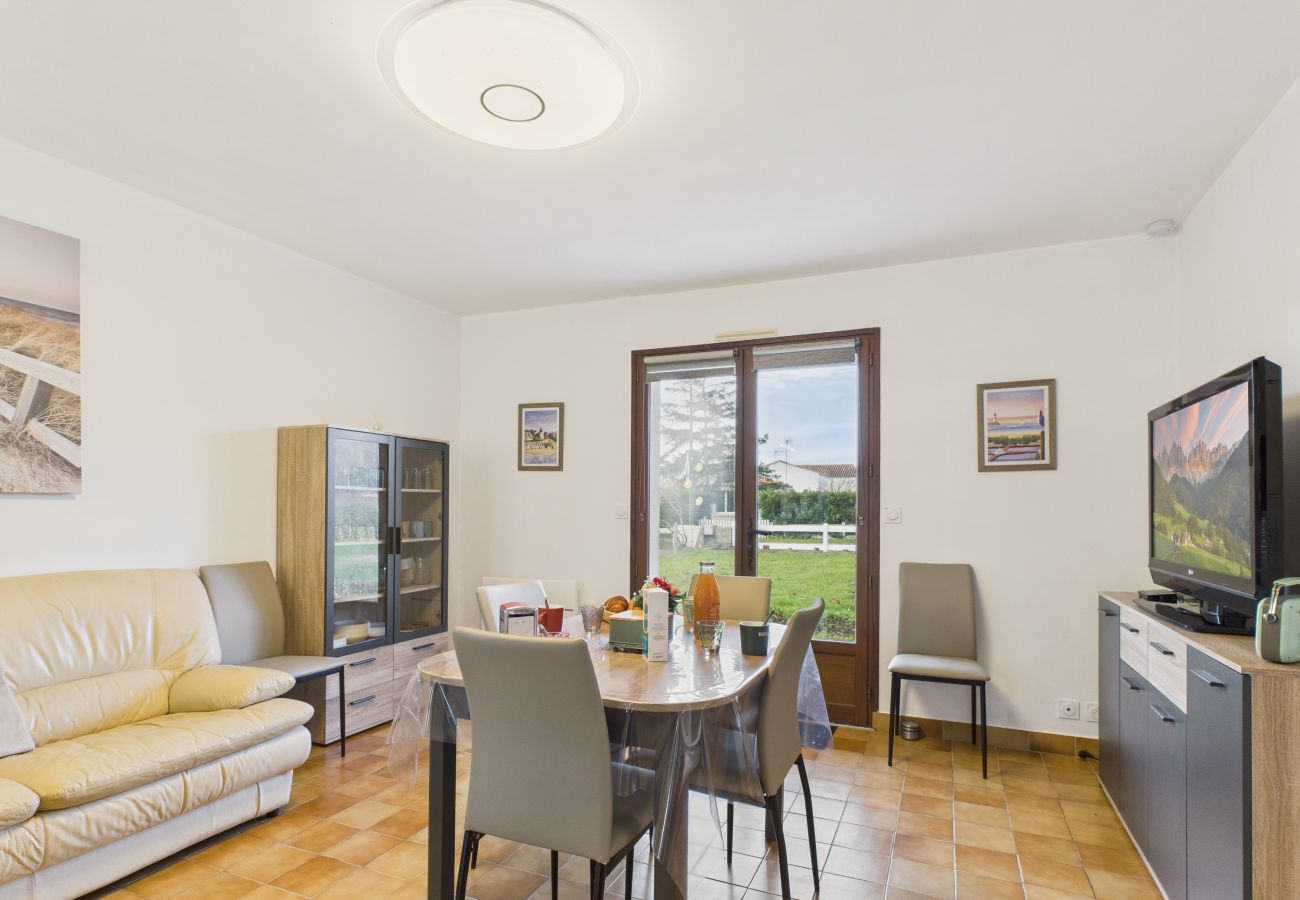 Ferienhaus in Saint-Vincent-sur-Jard - 500m Strand, Haus mit Garten für 6