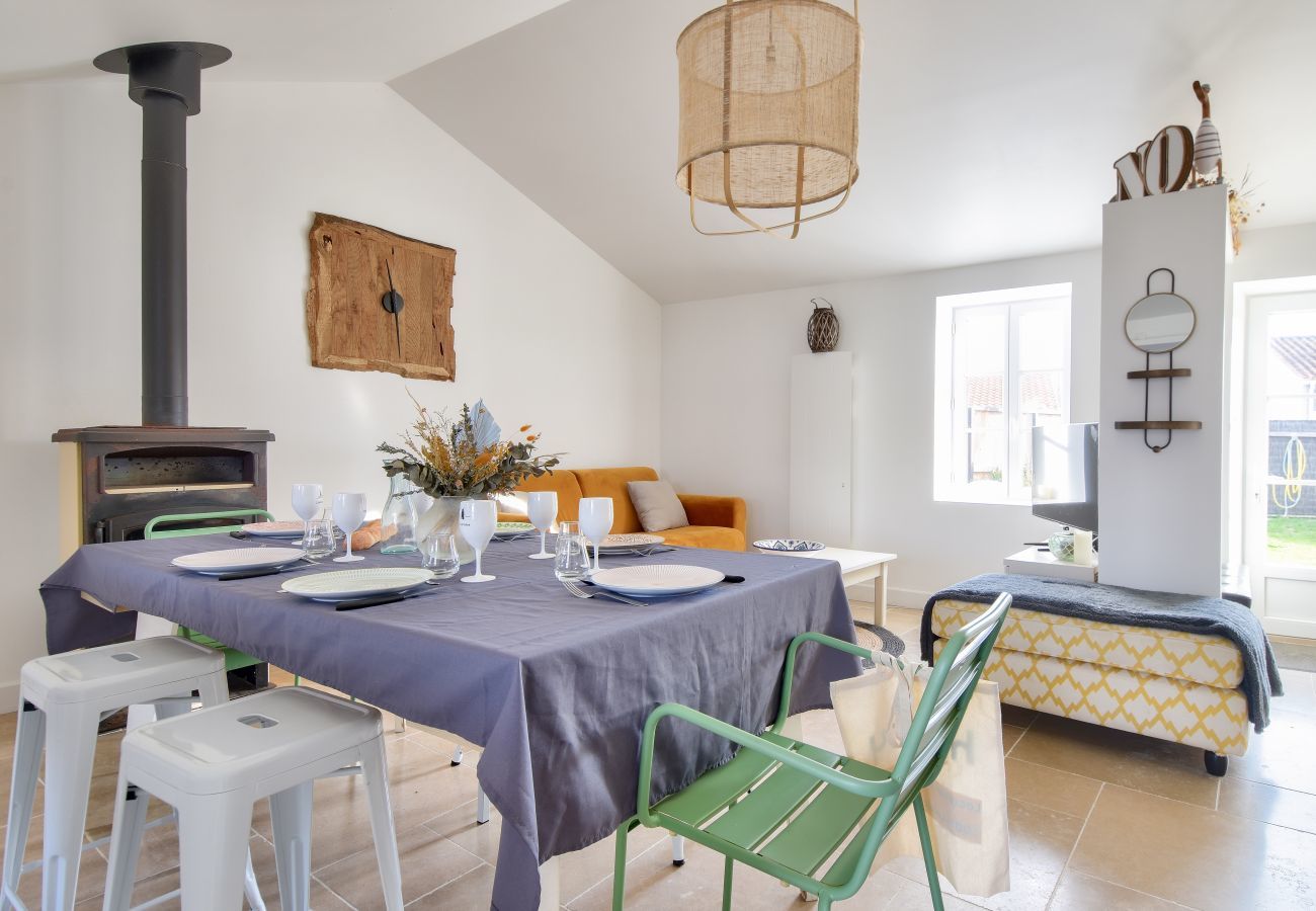 Ferienhaus in La Guérinière - Charmantes Haus mit Garten, 100 m vom Strand