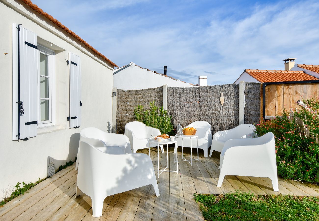Ferienhaus in La Guérinière - Charmantes Haus mit Garten, 100 m vom Strand