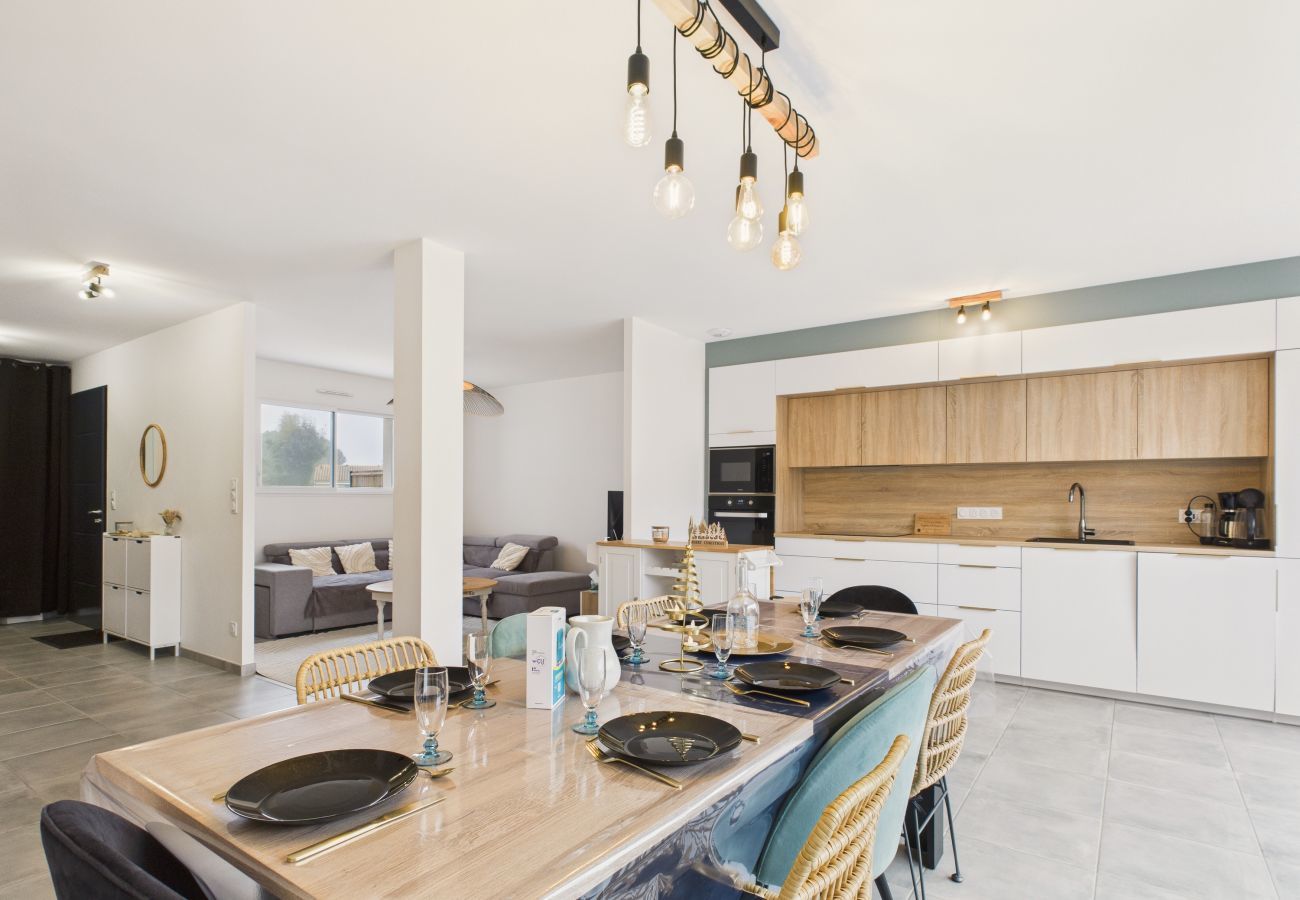 Ferienhaus in Saint-Vincent-sur-Jard - 350 m zum Meer – Haus mit Garten & Jacuzzi,  8