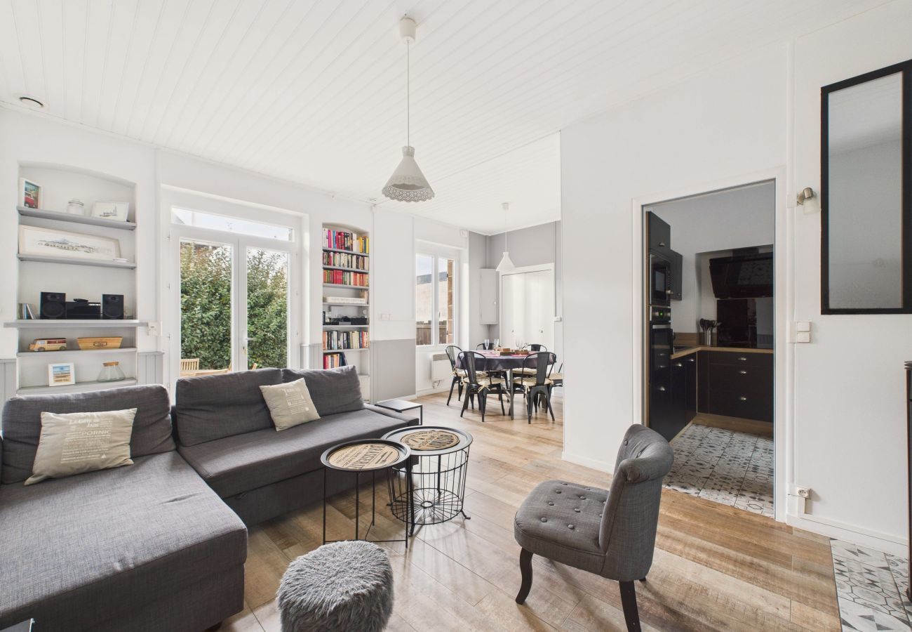 Ferienhaus in Saint-Michel-Chef-Chef - Haus 50 m vom Meer, 8 Erwachsene 3 Kinder