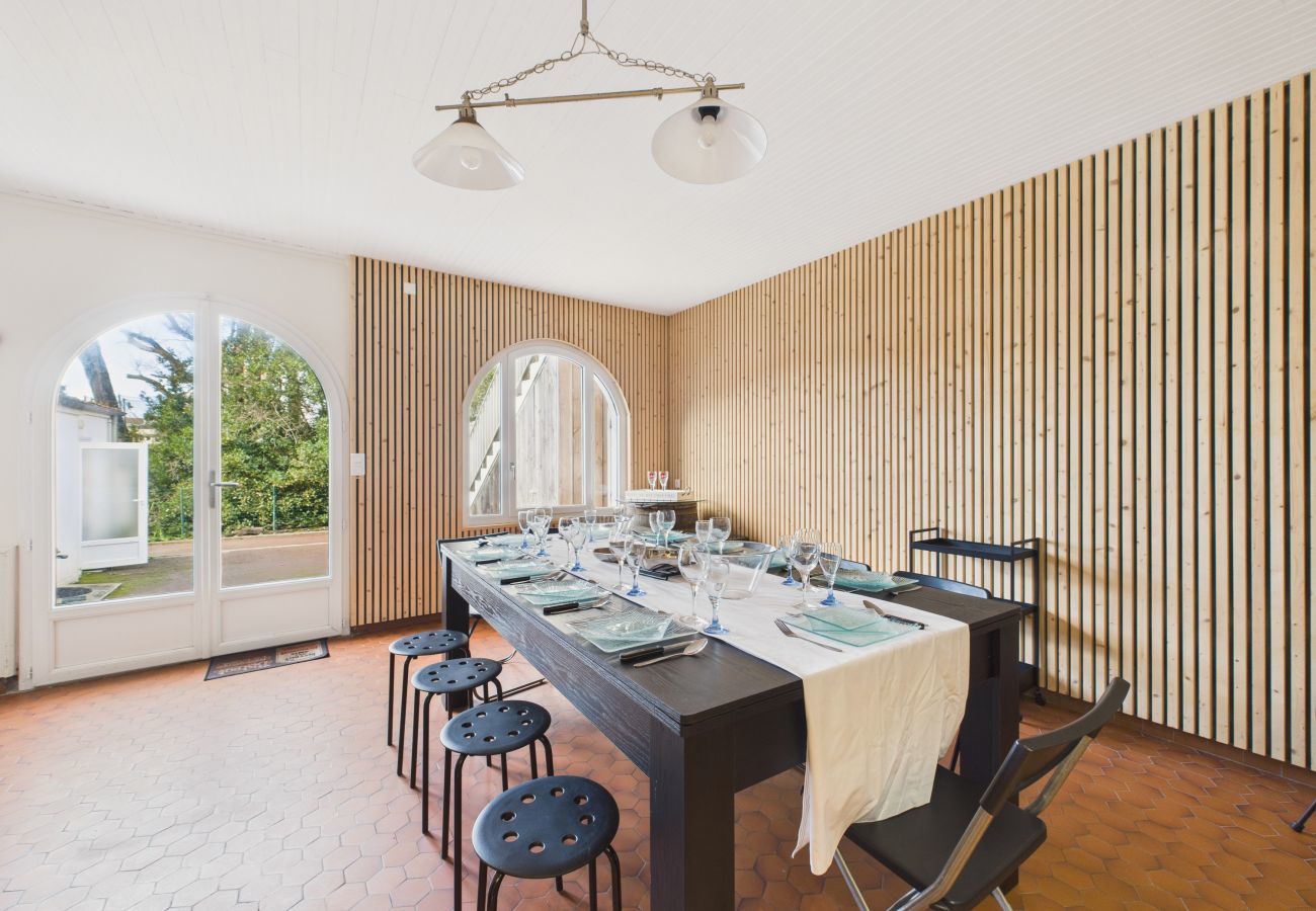 Ferienhaus in Saint-Michel-Chef-Chef - Haus 50 m vom Meer, 8 Erwachsene 3 Kinder