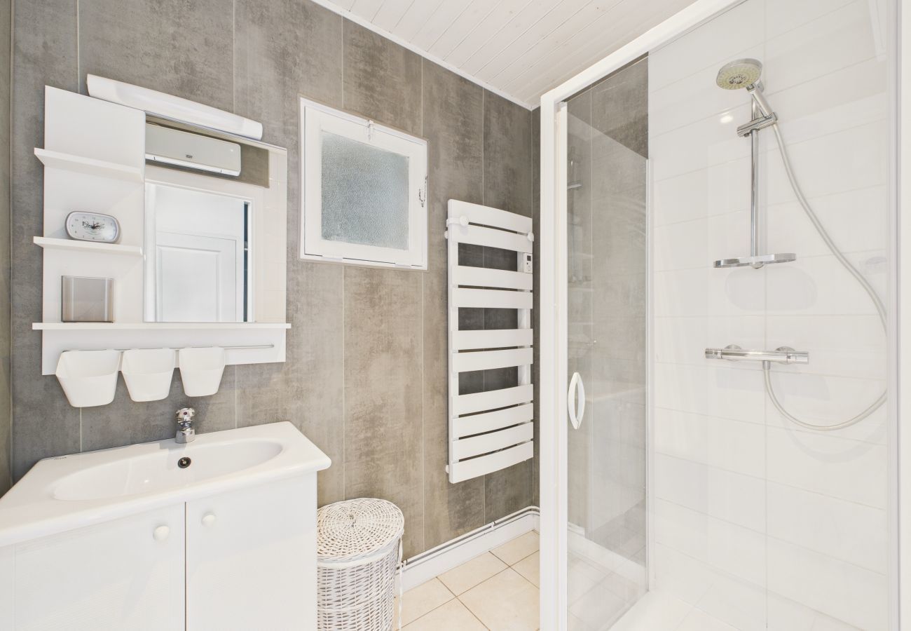 Ferienhaus in Saint-Michel-Chef-Chef - Haus 50 m vom Meer, 8 Erwachsene 3 Kinder