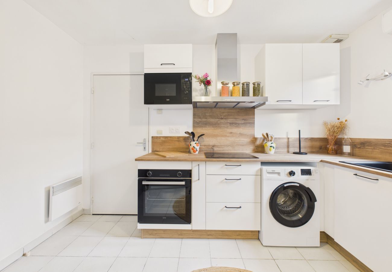 Ferienhaus in Terrasson-Lavilledieu - Schönes Ferienhaus für 6 mit umzäuntem Garten