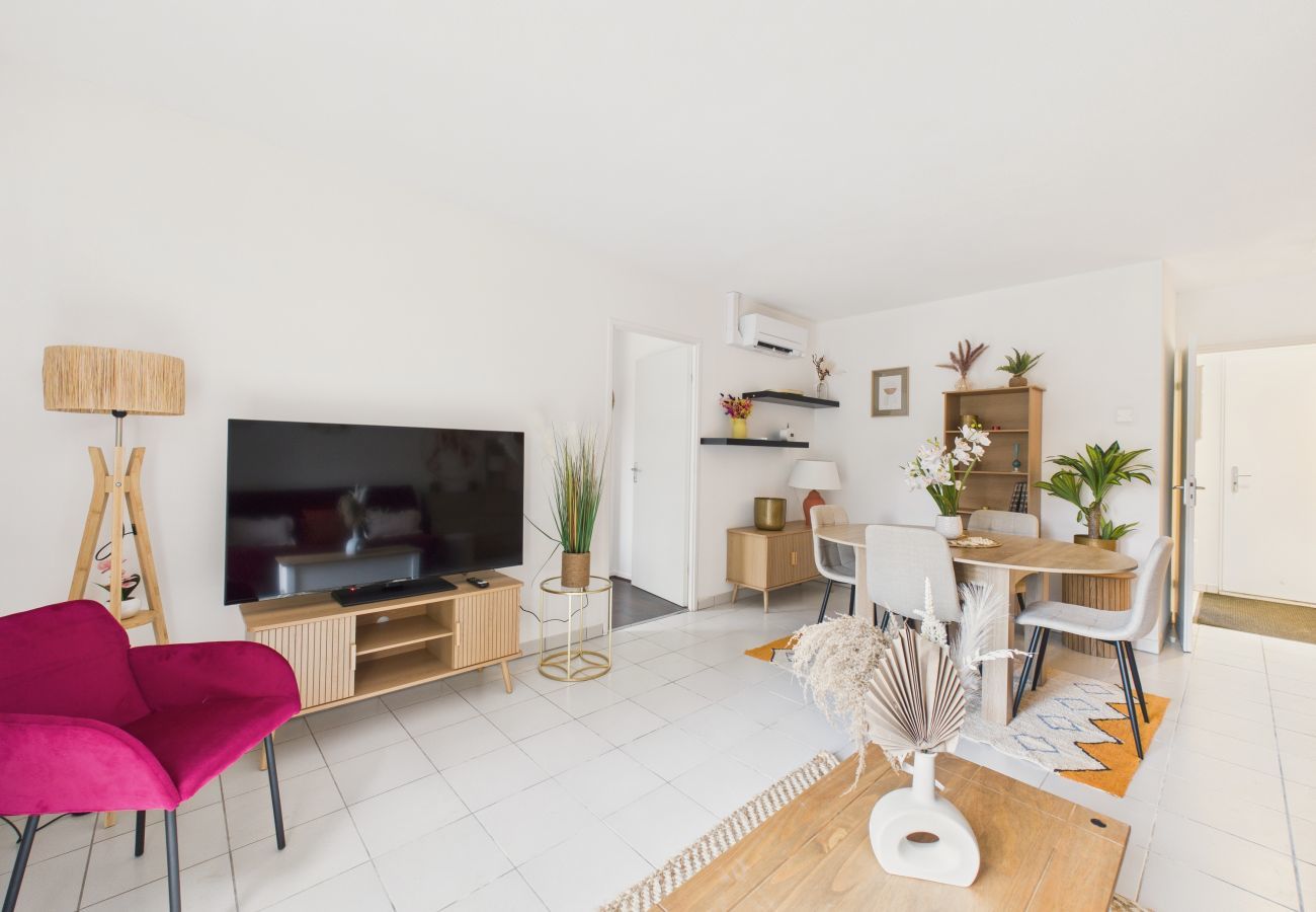 Ferienhaus in Terrasson-Lavilledieu - Schönes Ferienhaus für 6 mit umzäuntem Garten