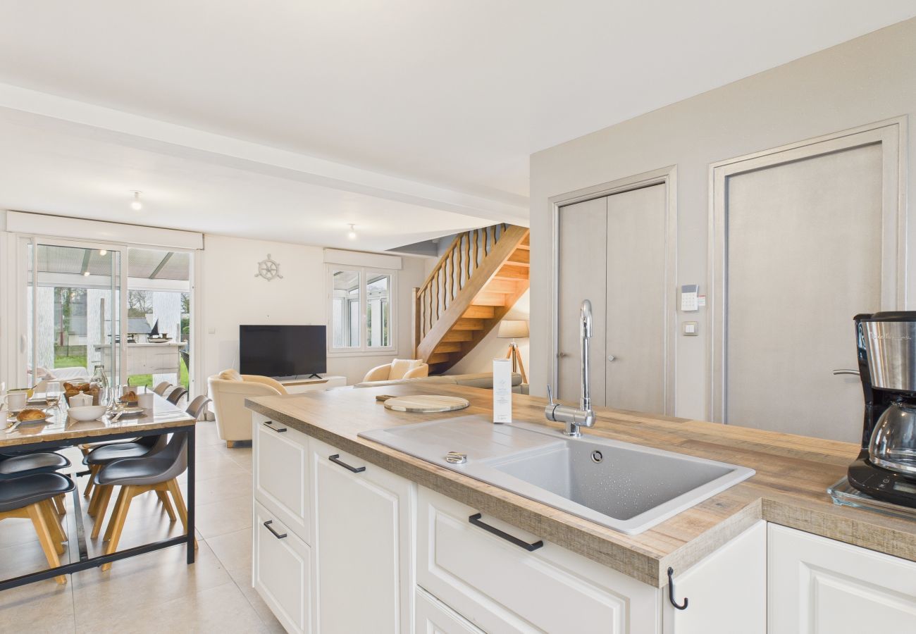 Ferienhaus in Lamballe - Haus mit Garten für 8 in Planguenoual