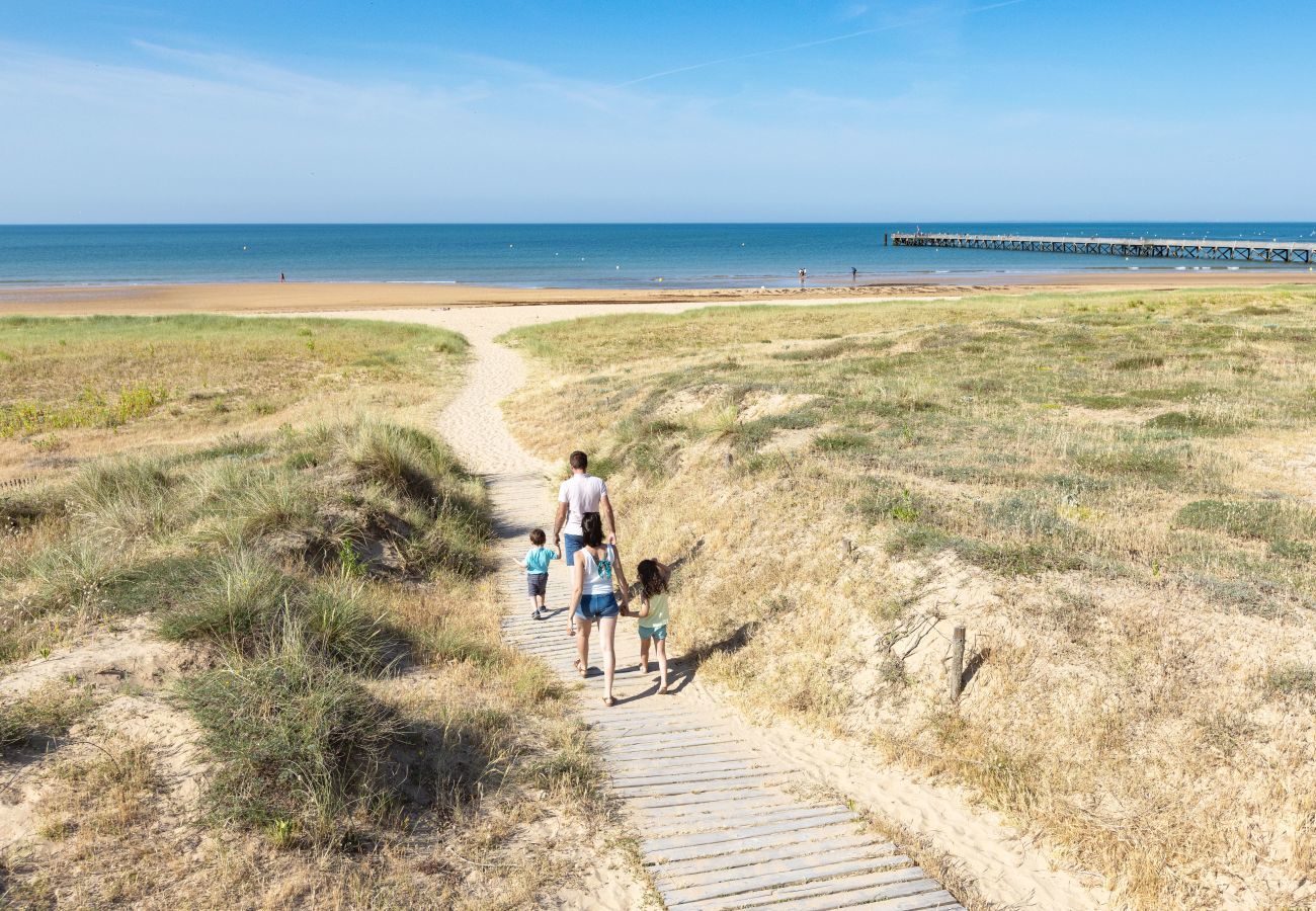 Ferienwohnung in Saint-Gilles-Croix-de-Vie - Unterkunft für 4 mit herrlichem Meerblick