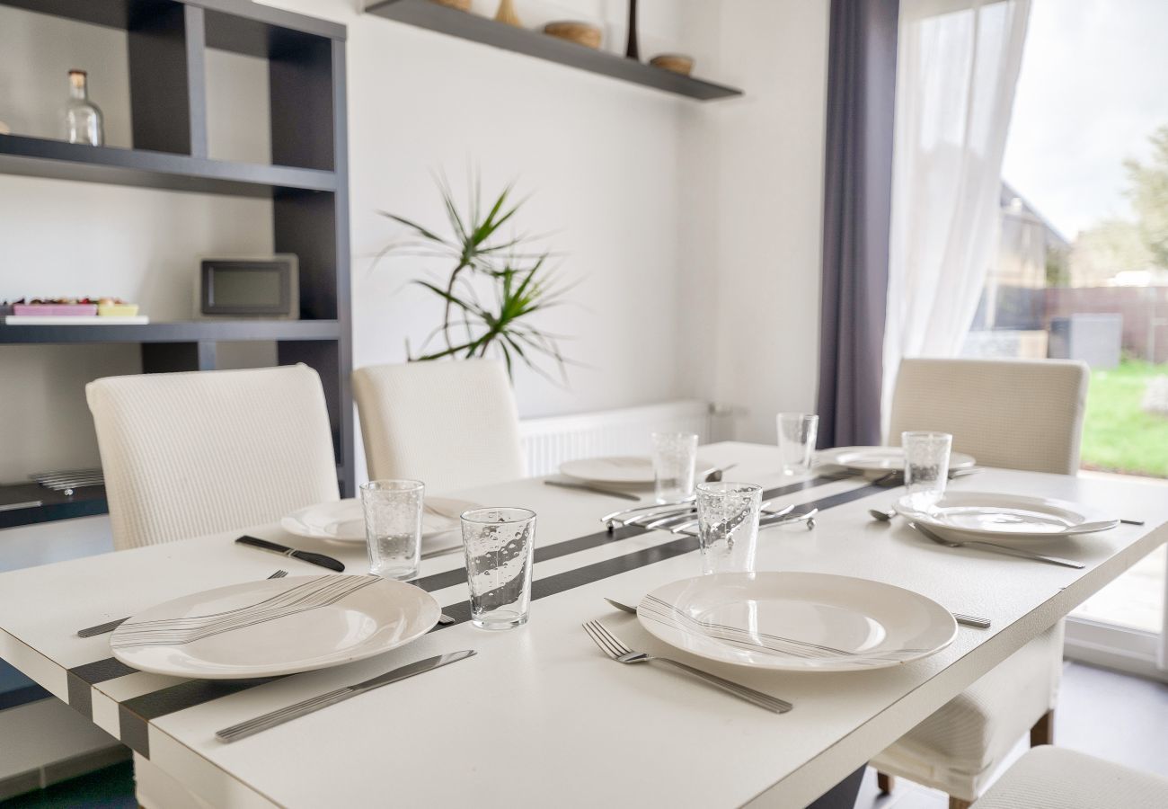 Ferienhaus in Beaussais-Sur-Mer - Neues und gemütliches Haus für 6 mit Garten