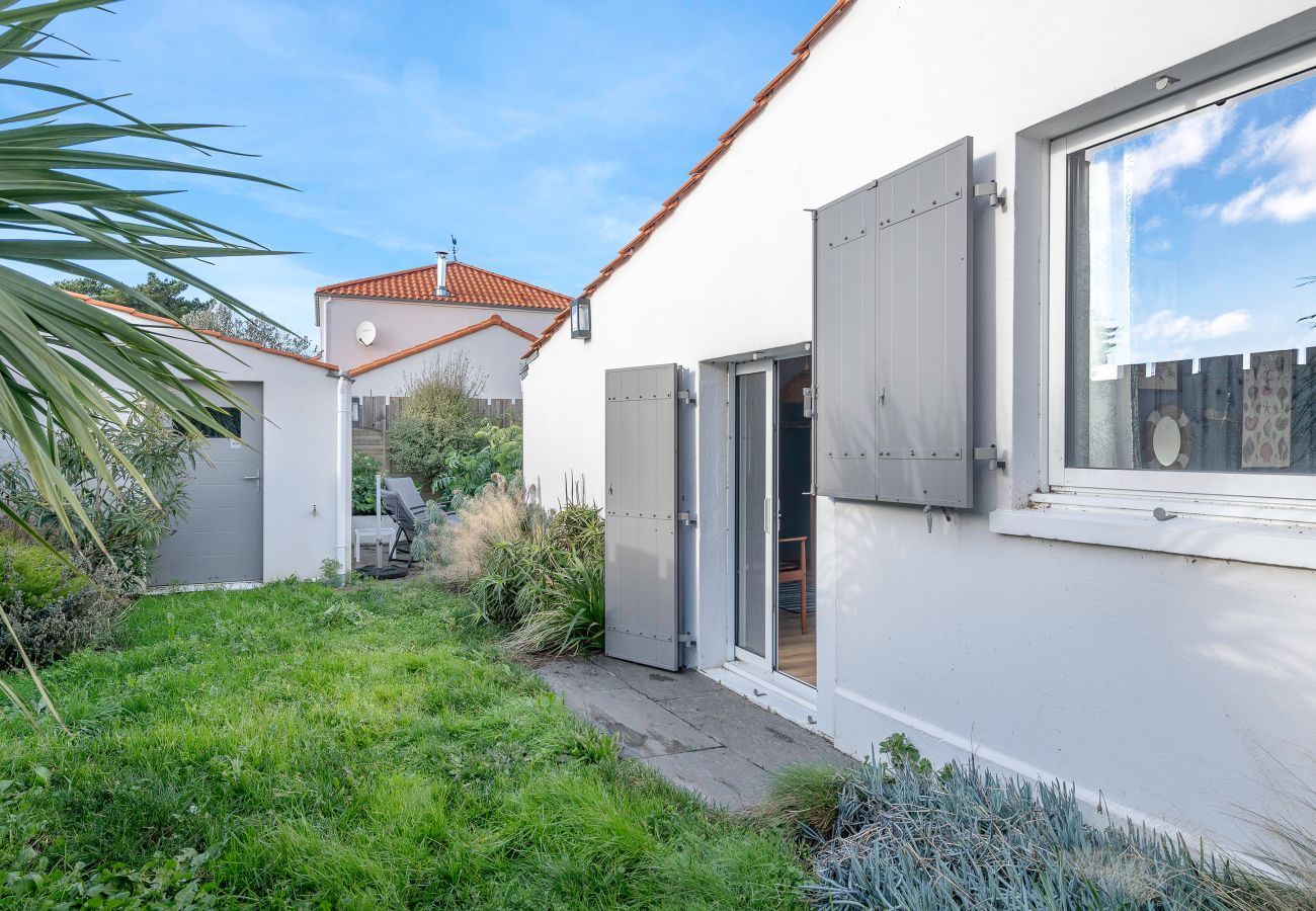 Doppelhaushälfte in La Bernerie-en-Retz - Haus 30m vom Meer entfernt - Garten für 4 
