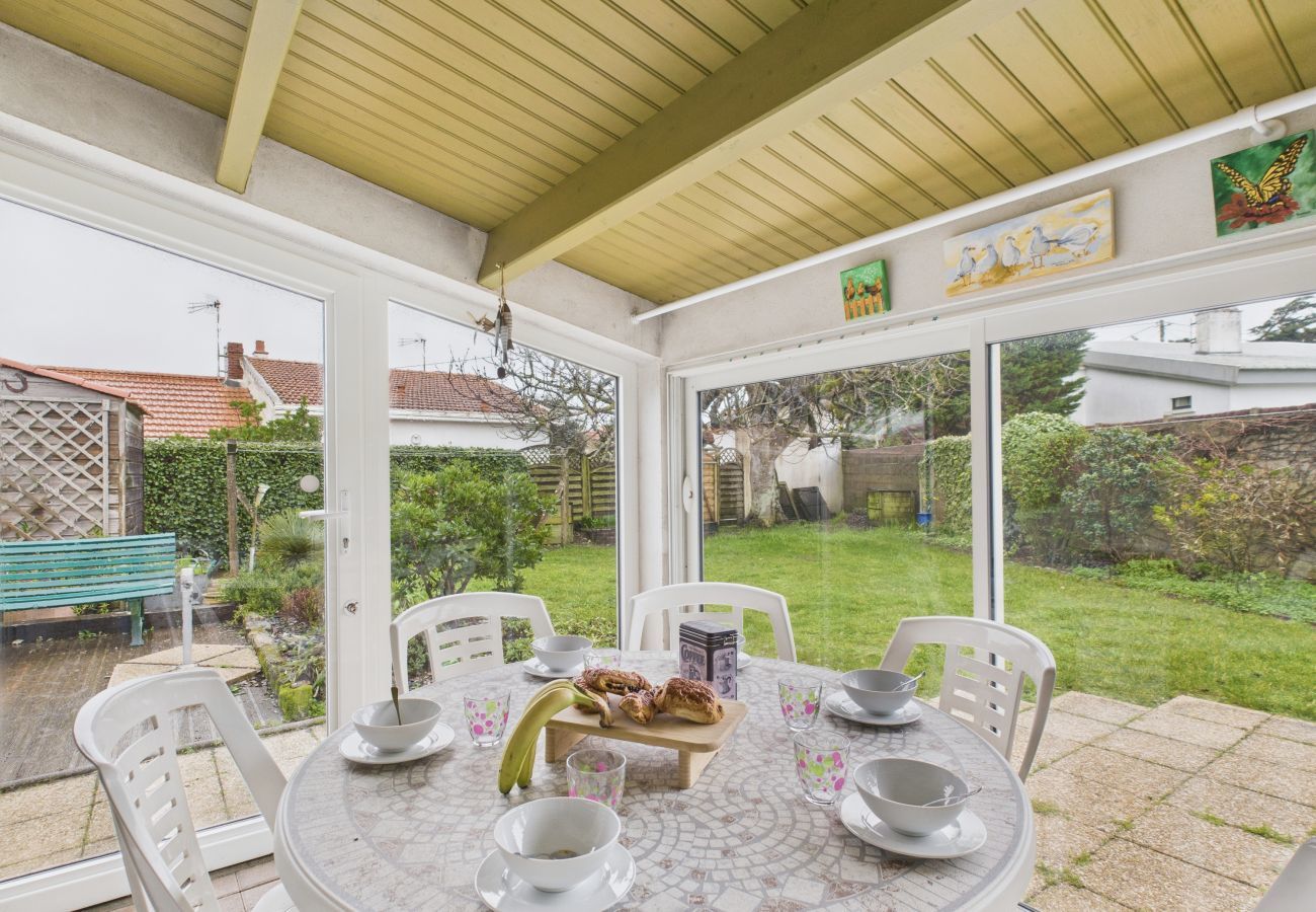 Ferienhaus in La Guérinière - 200 m vom Meer entfernt, Haus für 7 mit Garten