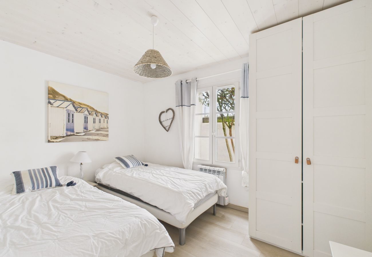 Ferienhaus in L'Epine - 500 m vom Strand entfernt, Garten, Haus für 8