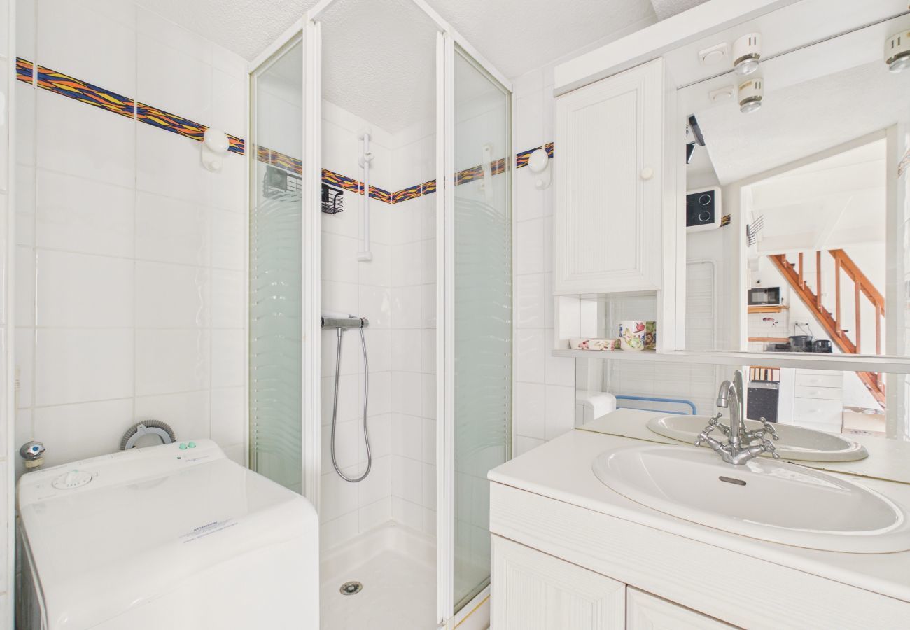 Ferienwohnung in Saint-Hilaire-de-Riez - Ferienwohnung mit Loggia und Meerblick für 4