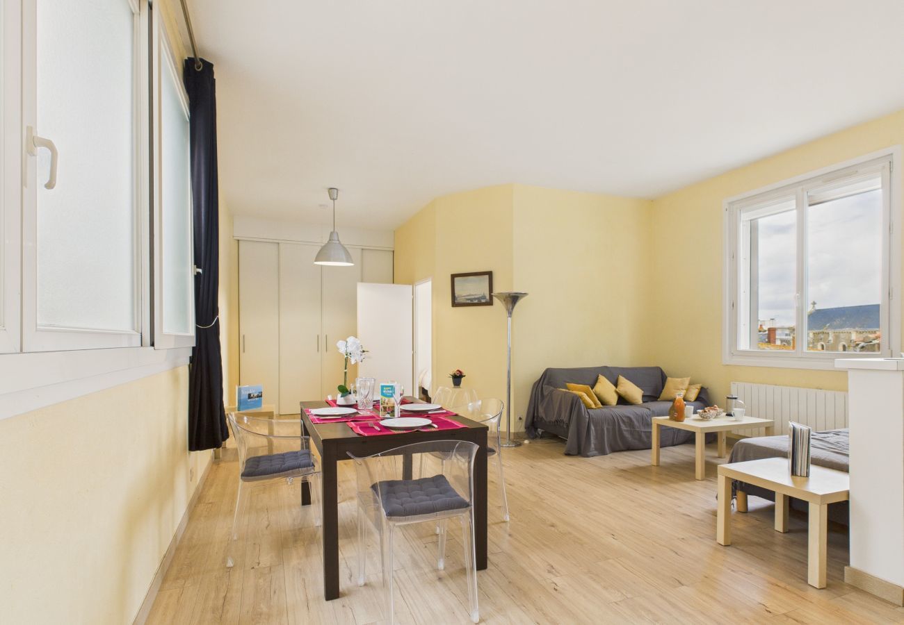 Ferienwohnung in Les Sables-d´Olonne - 150 m vom Hauptstrand – Apt. für 2–5