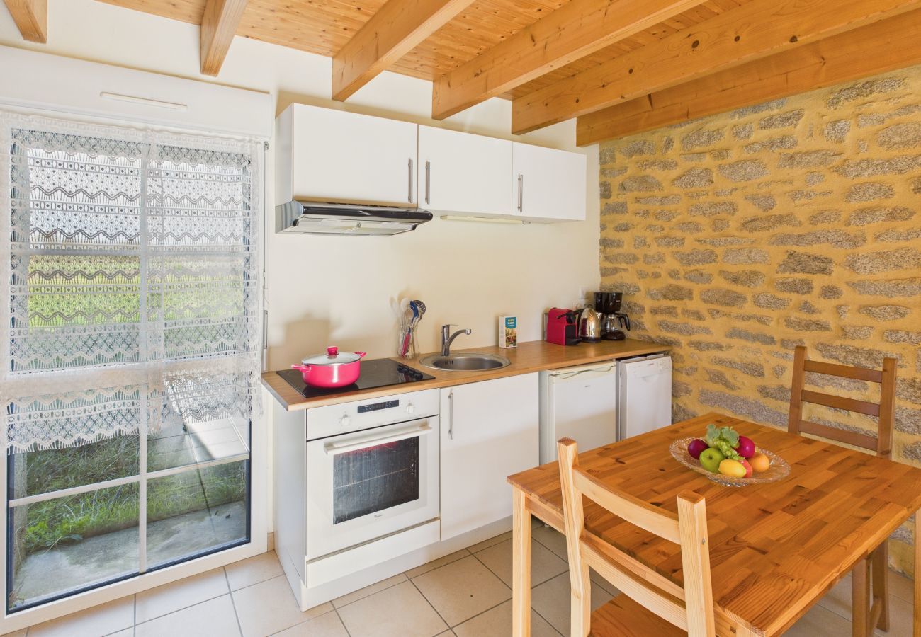 Ferienhaus in Penmarch - Kleines Ferienhaus für 2 mit Garten nahe Strand