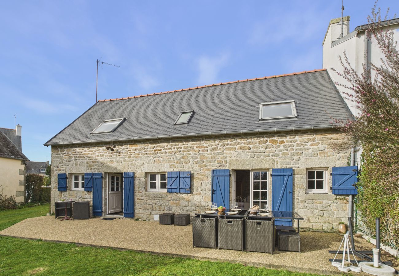 Ferienhaus in Treffiagat - Charmantes Haus für 6, 900 m vom Strand entfernt