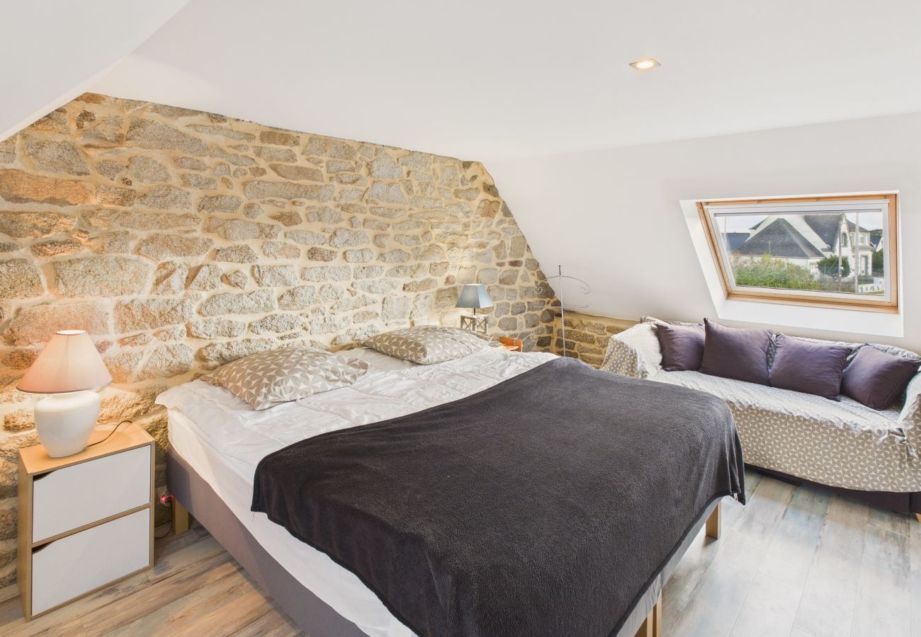 Ferienhaus in Treffiagat - Charmantes Haus für 6, 900 m vom Strand entfernt