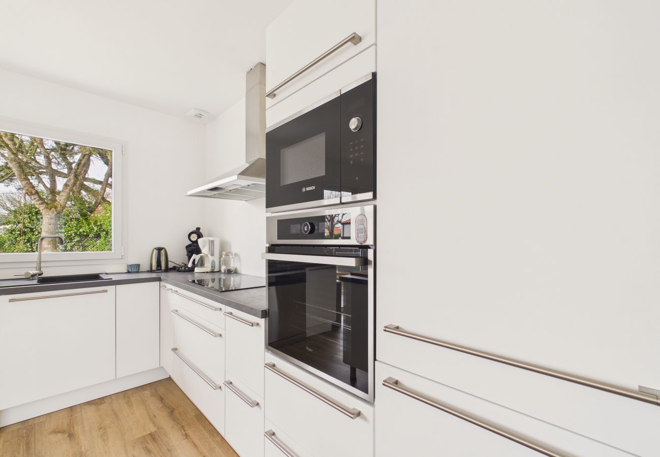 Ferienhaus in Notre-Dame-de-Monts - Komfortables Haus für 6 mit Garten und Whirlpool