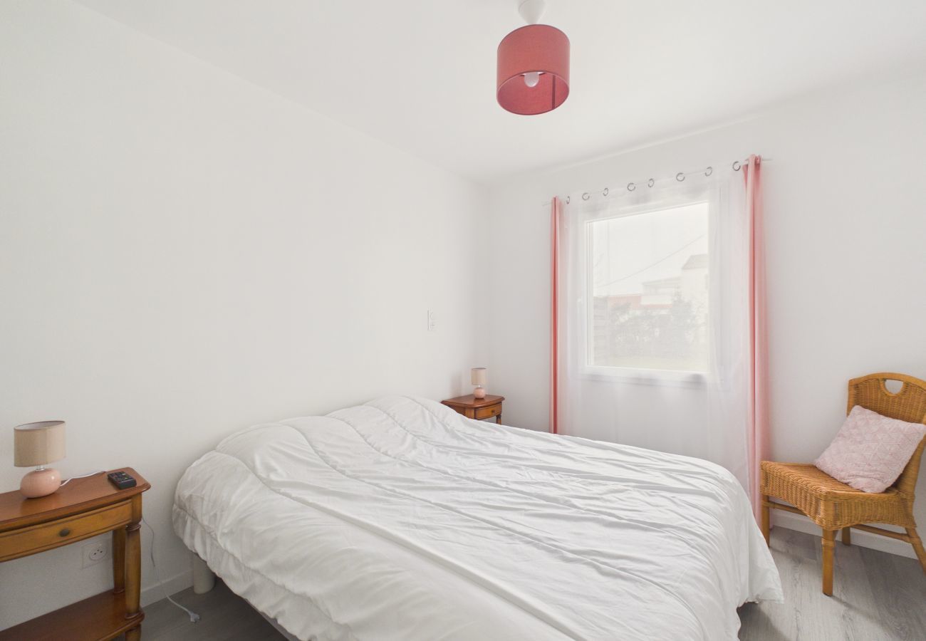 Ferienhaus in Notre-Dame-de-Monts - Komfortables Haus für 6 mit Garten und Whirlpool