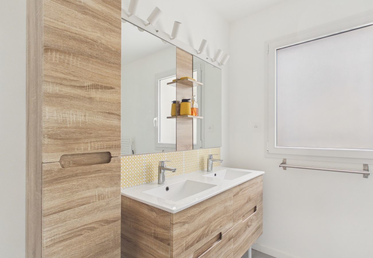 Ferienhaus in Notre-Dame-de-Monts - Komfortables Haus für 6 mit Garten und Whirlpool