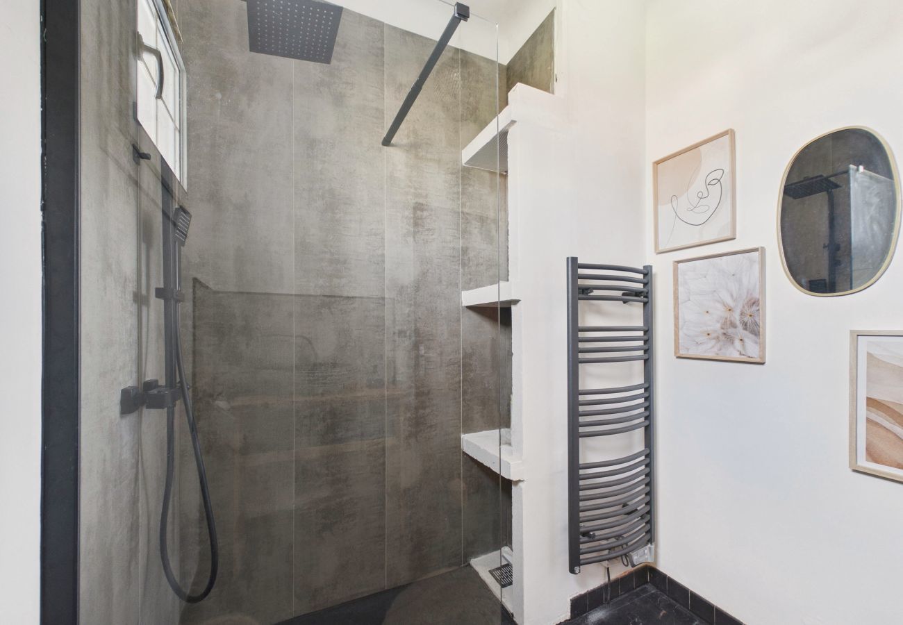 Ferienhaus in Saint-Gilles-Croix-de-Vie - Komfortables Haus für 8 mit Garten