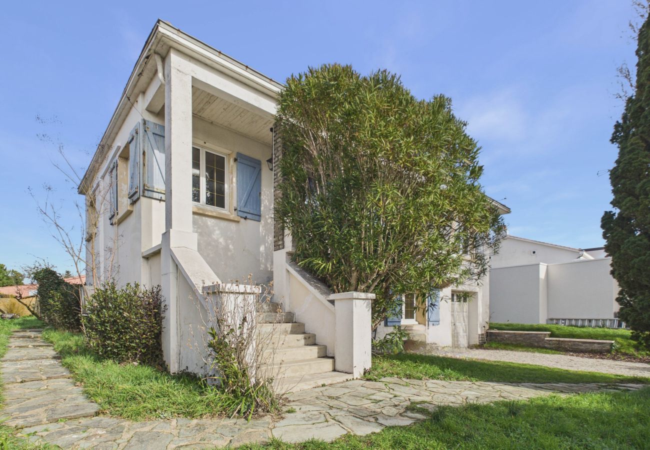 Ferienhaus in Saint-Gilles-Croix-de-Vie - Komfortables Haus für 8 mit Garten