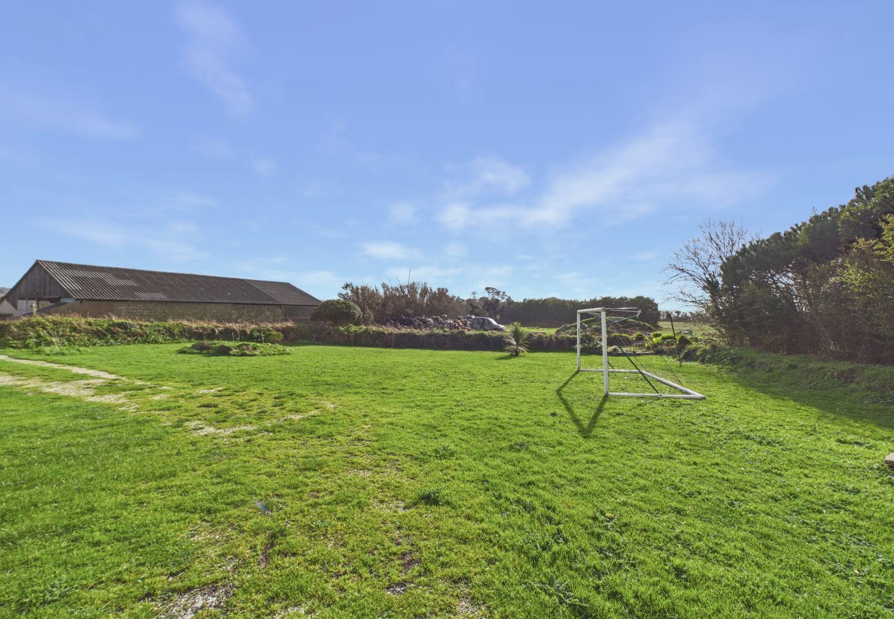 Ferienhaus in Plouguerneau - Strand 300 m, Haus für 7, Garten und Veranda