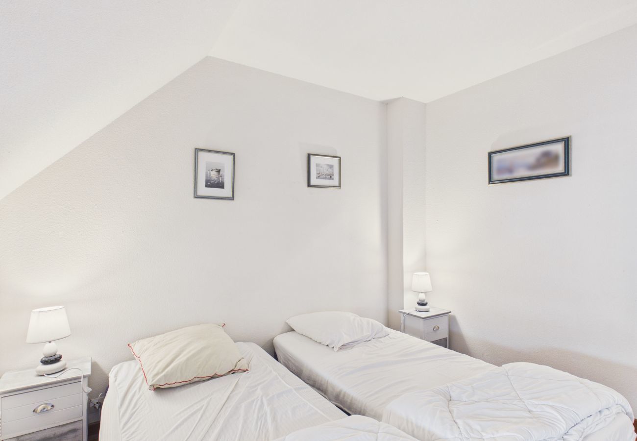 Ferienhaus in Arzon - Steinhaus 350m vom Strand für 4