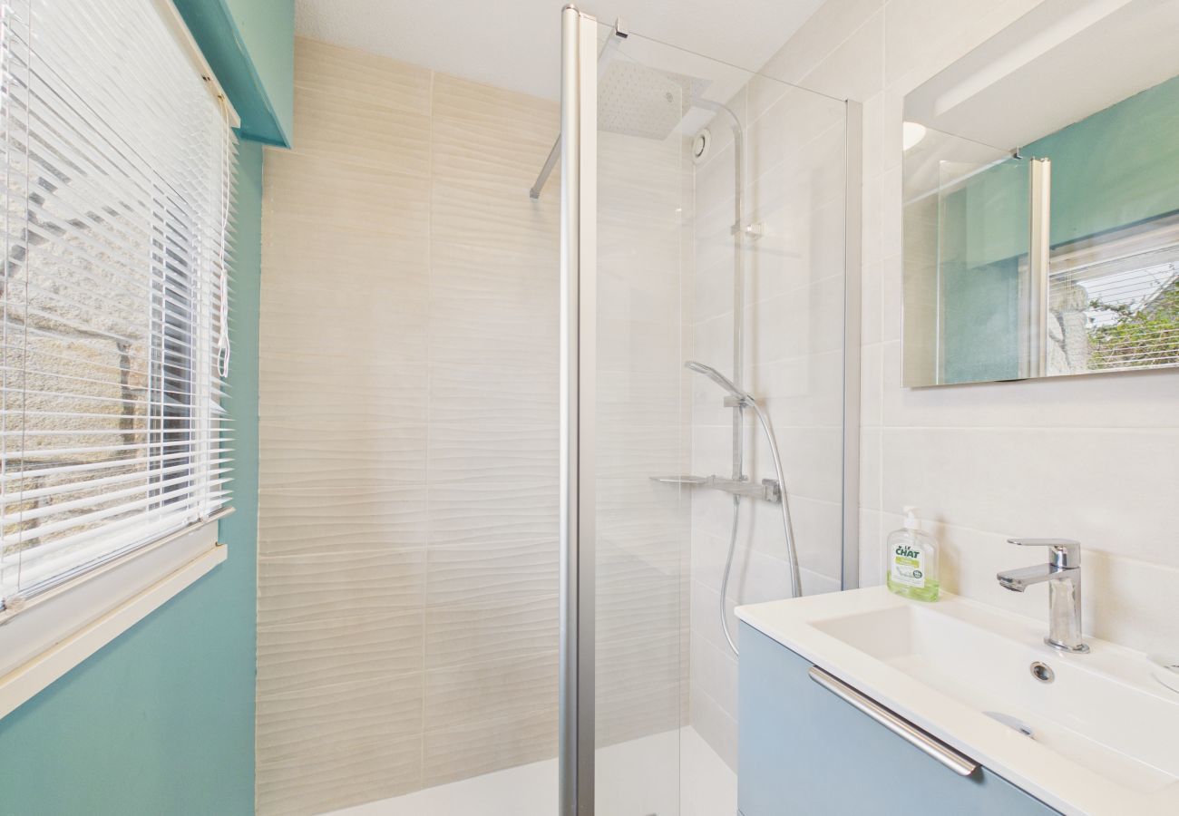 Ferienhaus in Arzon - Steinhaus 350m vom Strand für 4