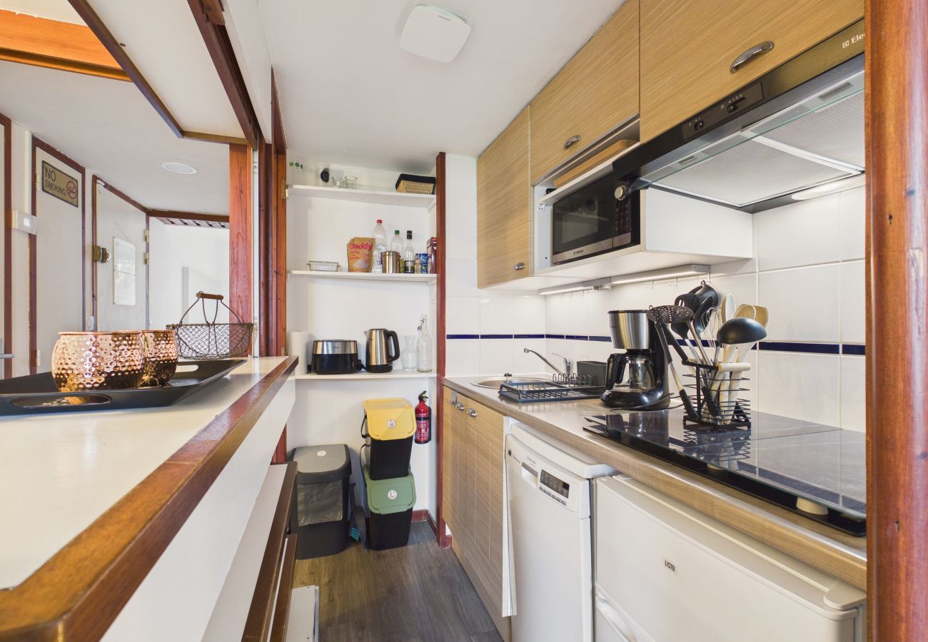 Ferienwohnung in Arzon - Gemeinschaftspool, Strand 300 m entfernt, für 2