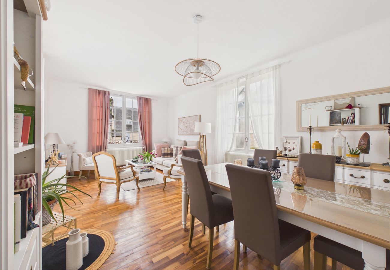 Ferienhaus in Montignac - Haus für 4 mit Terrasse - Stadtzentrum von Montignac