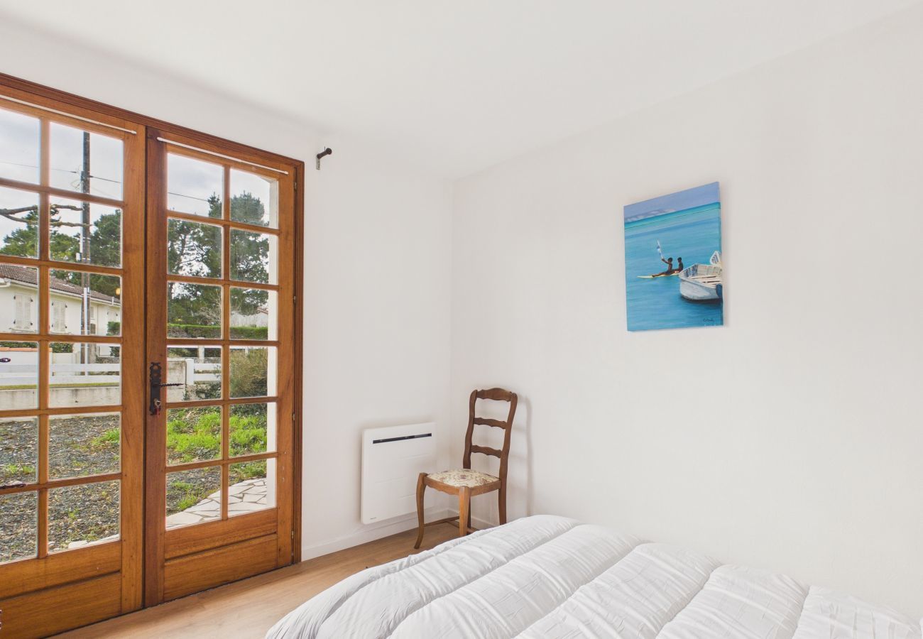 Ferienhaus in Longeville-sur-Mer - Haus für 6 Personen mit Garten und Terrasse