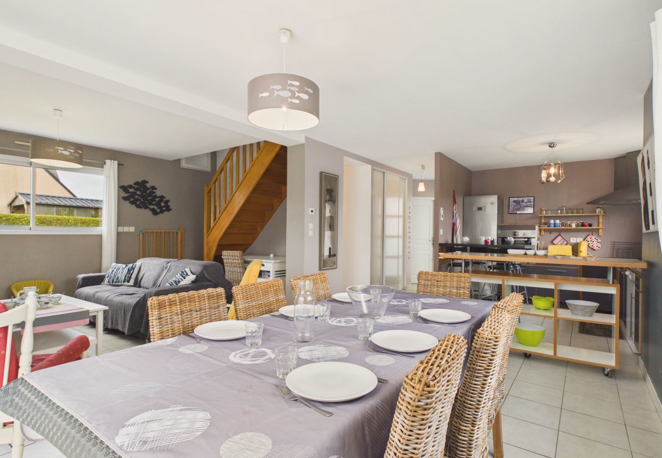 Ferienhaus in Guissény - Strand 200 m entfernt, Haus für 6 mit Garten