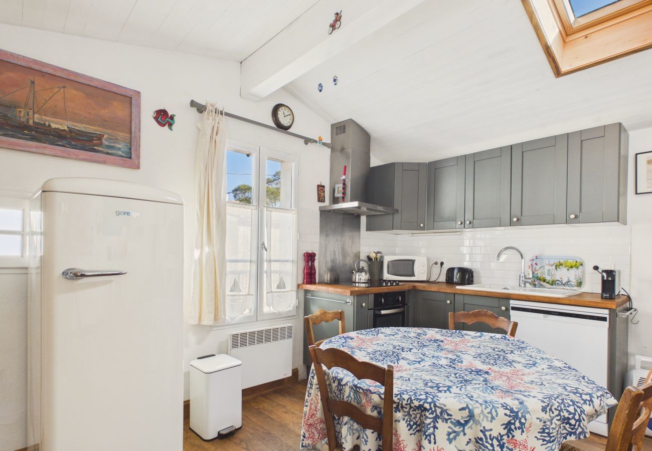 Ferienwohnung in Les Portes-en-Ré - Ferienwohnung für 4, 700 m vom Strand entfernt