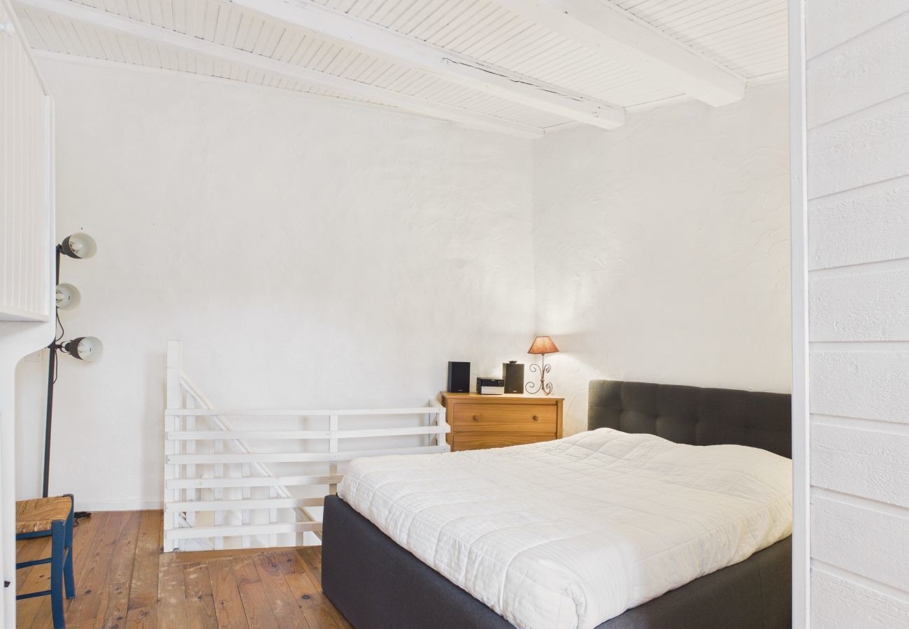 Studio in La Flotte - 500 m vom Strand entfernt, studio für 4 im Zentrum