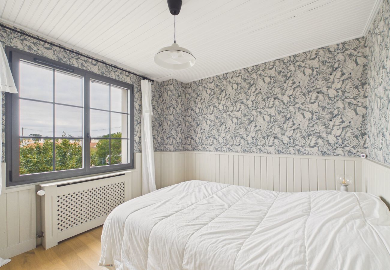 Ferienhaus in L'Epine - Haus für 8, Garten, 700 m vom Strand entfernt