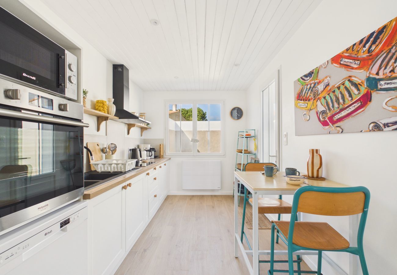 Ferienhaus in Brem-sur-Mer - Haus für 7 mit Garten in Meeresnähe