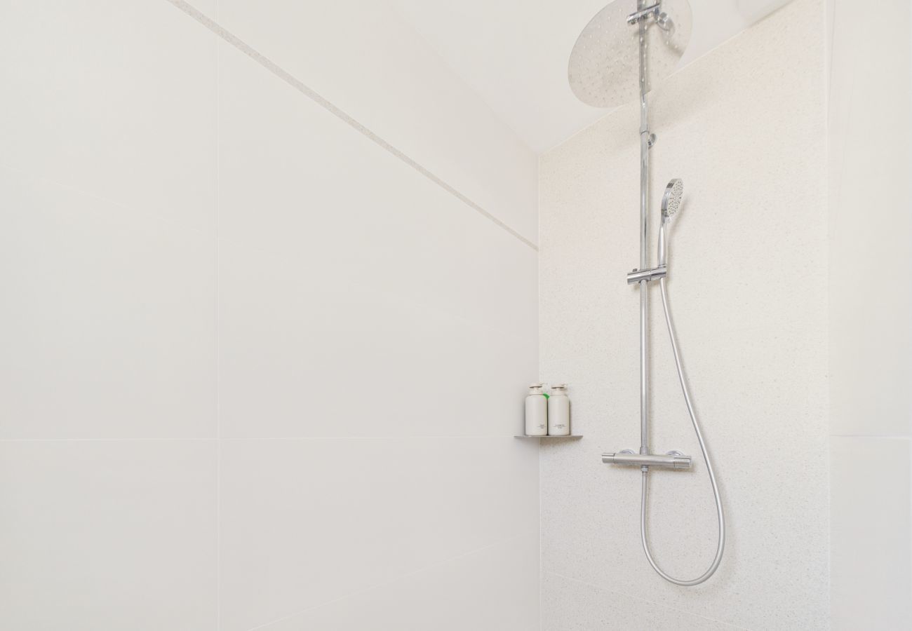 Ferienhaus in Brem-sur-Mer - Haus für 7 mit Garten in Meeresnähe